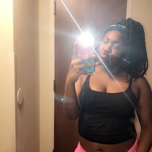 Meet your Posher, Aniya